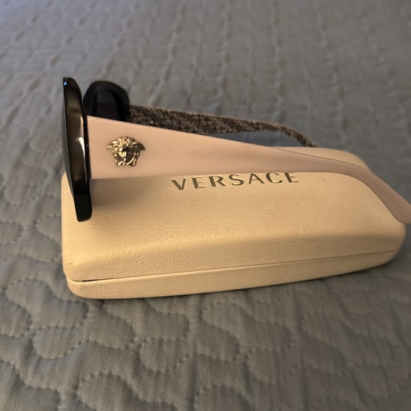 Versace Medusa Black and White Oversized Sunglasses with Polarized Lenses
